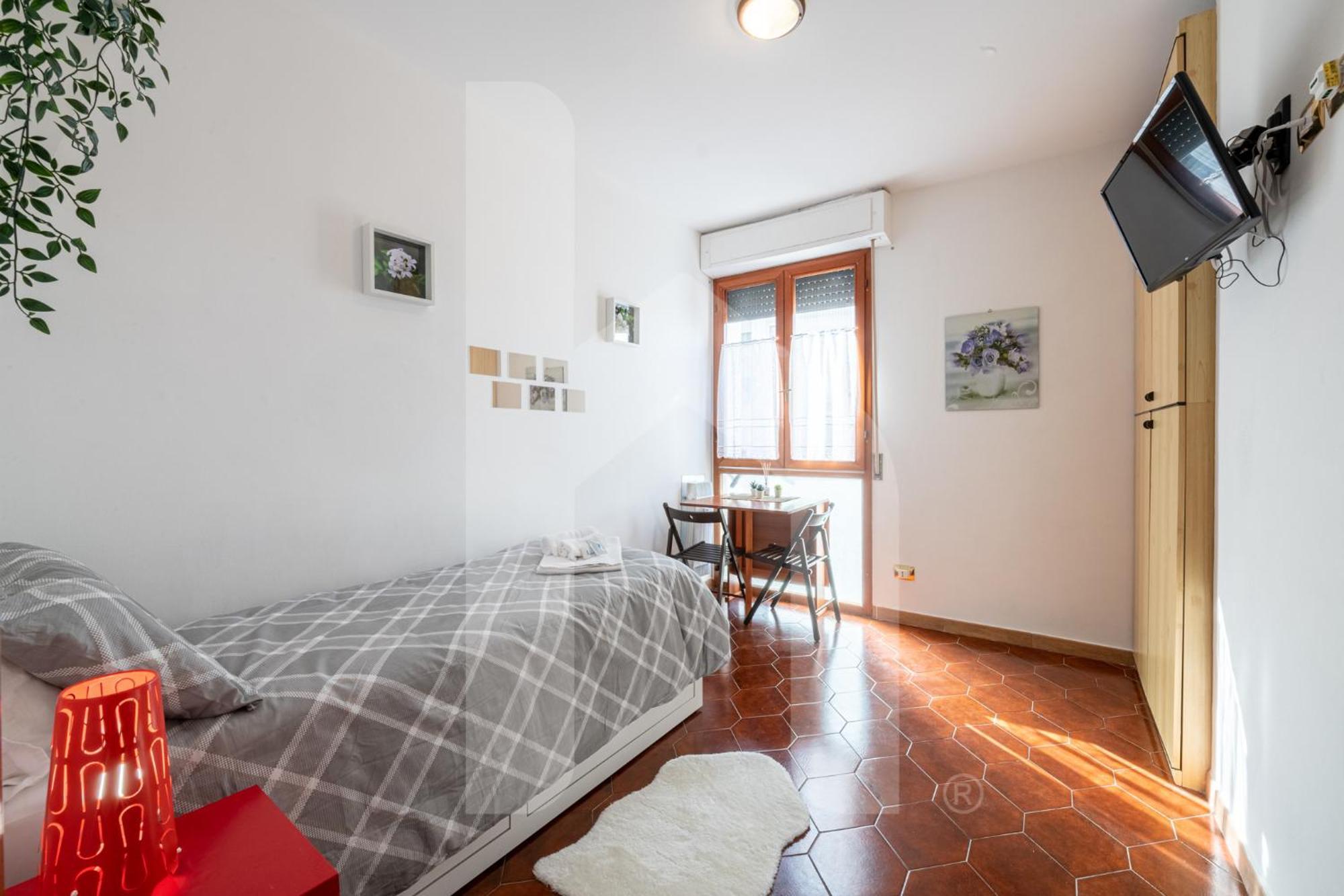 Bed and Breakfast Homiday - Il Giardino --1 Min Ospedale Cisanello--Aeroporto Free Parking-- Пиза Экстерьер фото