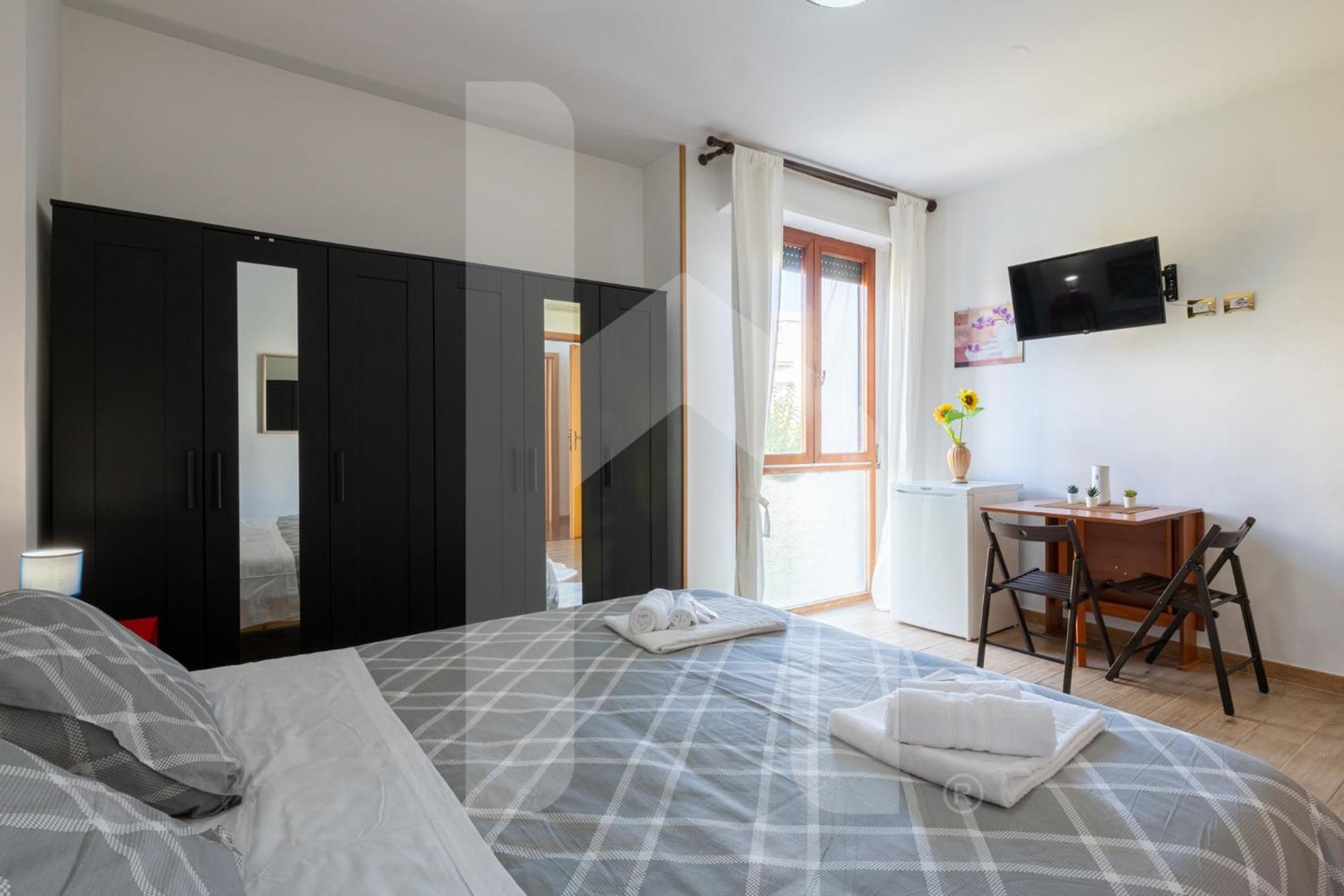 Bed and Breakfast Homiday - Il Giardino --1 Min Ospedale Cisanello--Aeroporto Free Parking-- Пиза Экстерьер фото